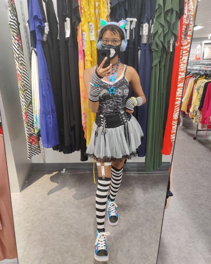 A girl is posing in a mirror taking a selfie wearing a black and white emo outfit. Emo Fits, Emo Outfits, Cute Outfit, Cute Outfits, Black And White, Black