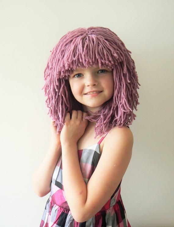 Crochet yarn wig hat- warm and fun winter hat or great carnial cosstume hat for girls, teens women. It is possible to make different hairstyles. Made of soft acrylic yarn Color- pink  Size- 19-22.5 (49-57cm) One size fits from child up to teens, women.  This hat is MADE TO ORDER! Please read my Best Winter Hats, Yarn Wig, Crochet Wig, Hair Hat, Diy Wig, Crochet Kids Hats, Yarn Hair, Diy Kostüm, Carnival Costume