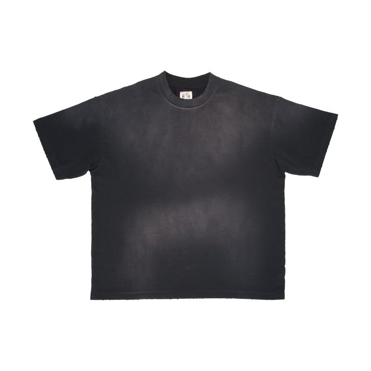 Galore Garments Collection: 275GSM Oversized T-shirt in Sunfaded Black. Crafted from high-quality 275GSM fabric, this unisex tee offers a slightly oversized fit that fits beautifully on any body type. Enhanced with a natural sunfade wash, it exudes a vintage charm that makes it an instant wardrobe staple. See shipping and Size Guide below. Made-to-Order. Streetwear Mockup, Outfit Drip, Clothing Branding Design, Black Shirt Mockup, Mock Up T Shirt, Reinventing Myself, Fire Clothes, Tee Mockup, Boxy Shirt