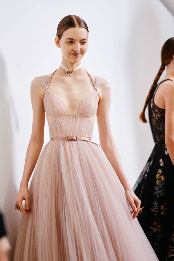 Dior Dress Couture, Pop Culture Fashion, Givenchy Couture, Dress Couture, Elie Saab Couture, Dior Dress, Dior Haute Couture, Naeem Khan, Christian Dior Couture