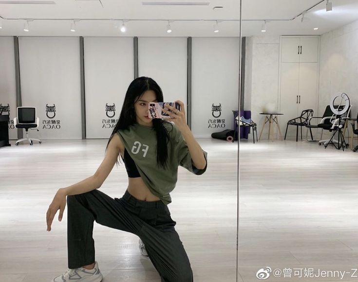 Dance Outfits Practice Hip Hop, Nicole Aesthetic, Aesthetic Hip Hop, Dance Motivation, Dancer Lifestyle, Dance Outfits Practice, Dancers Outfit, Practice Outfits, Dancing Aesthetic