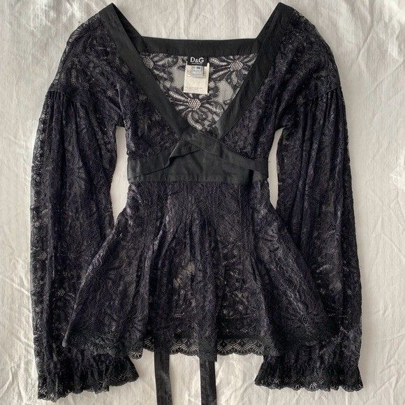 Ethereal Goth, Lace Shirt Outfit, Goth Outfit Inspo, Lacey Tops, Sheer Lace Top, Diamond Quilt, Lace Shirt, Lookbook Outfits, Dream Clothes