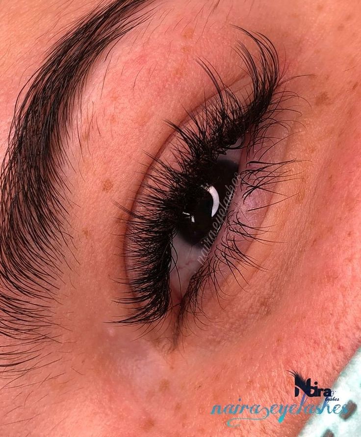 Kim Kardashian Eyelash Extensions, Rzesy Kim Kardashian, Lashes Kim Effect, Kim Kardashian Lash Extensions, Kim Kardashian Eyelashes, Volume Lash Extensions, Perfect Eyelashes, Photos Aesthetic, Aesthetic Inspiration