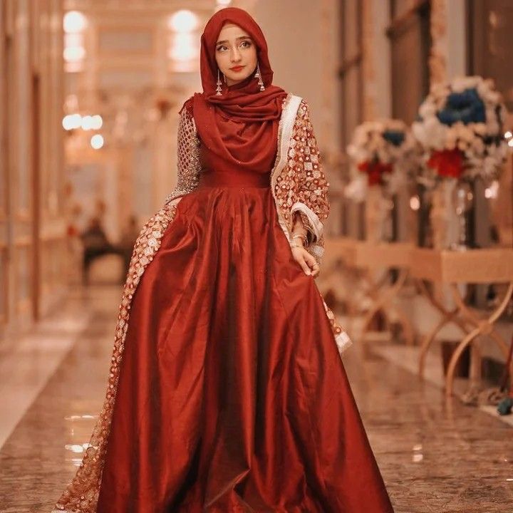 Fancy Abaya, Wedding Hijab Styles, Nikah Outfit, Abaya Design, Red Bridal Dress, Hijabi Outfit, Classy Gowns, Hijab Style Tutorial, Latest Bridal Dresses