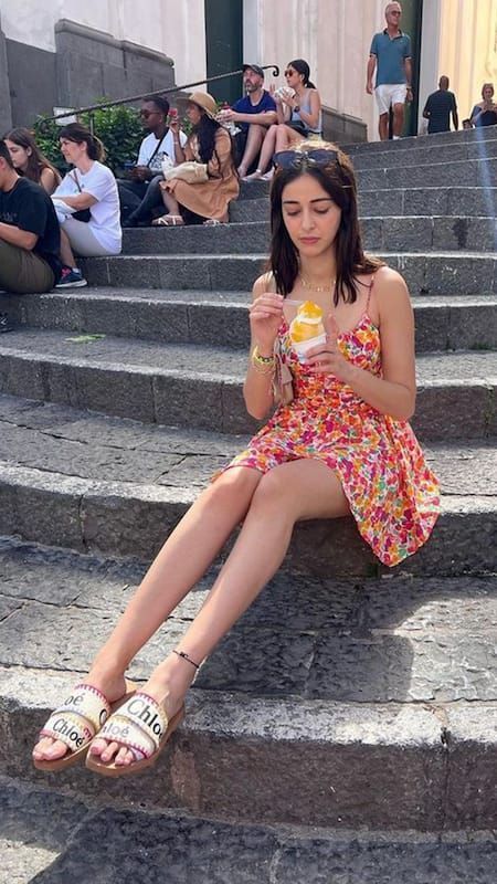 Ananya Pandey, Ananya Panday, Rakul Preet Singh, Celebrity Casual Outfits, Dressing Sense, Rakul Preet, Bollywood Outfits, Vacay Outfits, Stylish Photo Pose