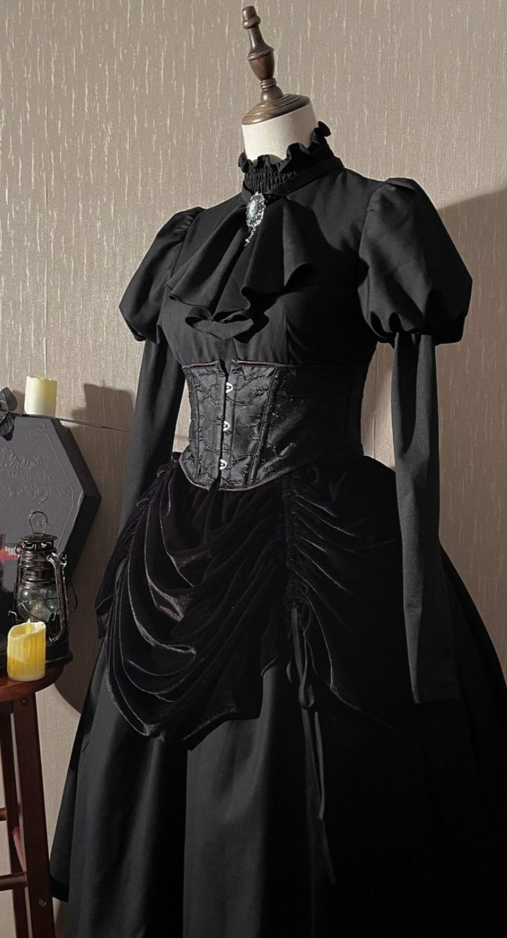 New Release: 【-The Moonlight Castle-】 #GothicLolita Lolita OP Dress Set

◆ Shopping Link >>> https://lolitawardrobe.com/the-moonlight-castle-gothic-lolita-op-dress-set_p7448.html Victorian Noble Dress, Black Vkei Dress, Royal Gothic Dress, Elegant Gothic Dress, Victorian Gothic Fashion Women, Dark Victorian Dress, Gothic Dress Aesthetic, Gothic Dress Outfit, Victorian Outfits Women