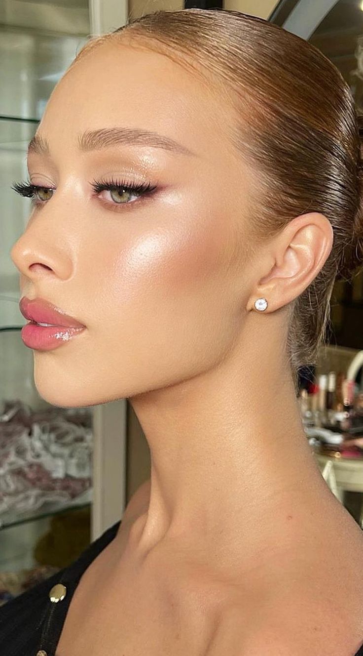 Jawline Goals, Coral Drawing, Eyeshadow Singles, Ball Makeup, Prom Eye Makeup, Buy Makeup, Formal Makeup, Dewy Makeup, Glam Makeup Look