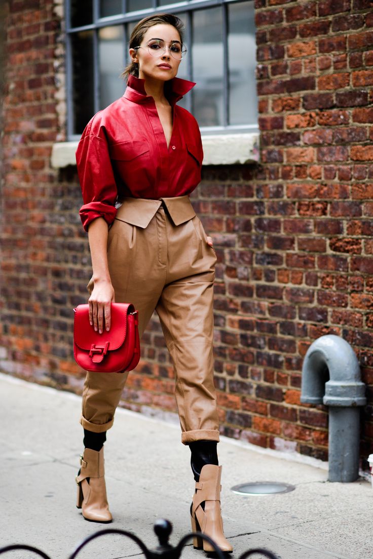 Day 5 New York Fashion Week Street Style, New Street Style, Nyfw Street Style, Estilo Chic, Elle Magazine, Street Style Trends, The Best Street Style, Best Street Style, Spring Street Style