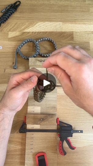 1.5M views · 37K reactions | Tuto bracelet de survie | Bracelet cobra knot en paracorde | By Atelier sac de noeudsFacebook Cobra Knot, Chinese Knots, Bead Making, Making Bracelets, Double Knot, Chinese Knot, Craft Corner, Craft Inspiration, How To Make Beads