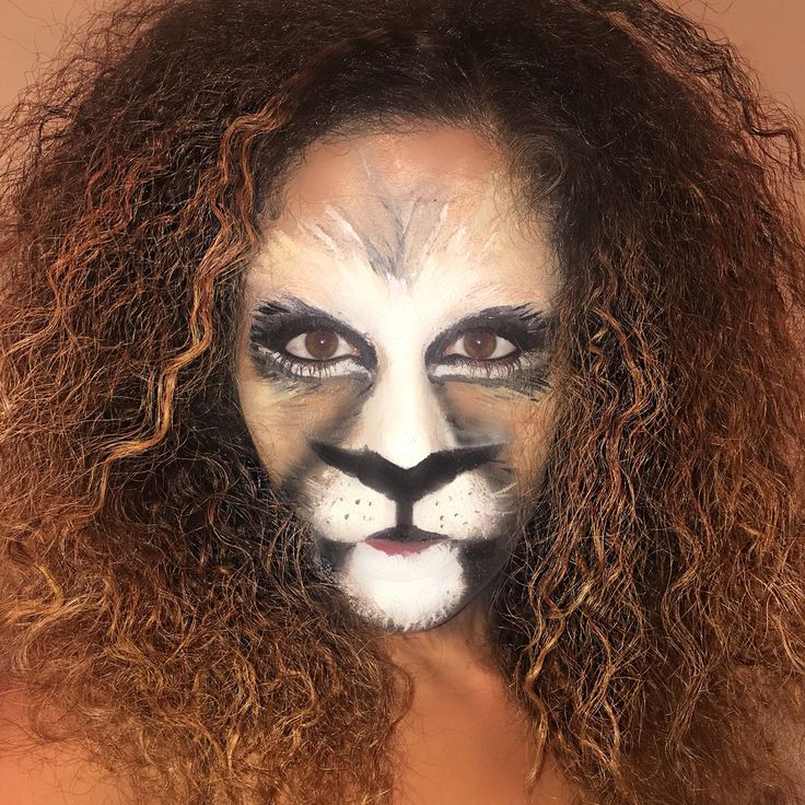 Lion Makeup Lion Face Makeup, Lion Makeup Halloween Easy, Lion Make Up Women, Diy Lion Makeup Women, Lion Inspired Makeup, Lion Makeup Tutorial, Lion Face Paint, Lion Makeup, Costume Party Themes