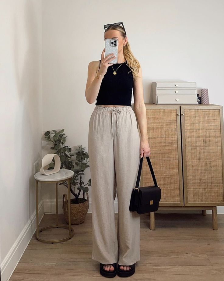 Linen Pants Outfit, Neutral Outfits, Getting Bored, Stylish Fall Outfits, Diy Vetement, Beige Outfit, Casual Day Outfits, Casual Work Outfits, Again And Again