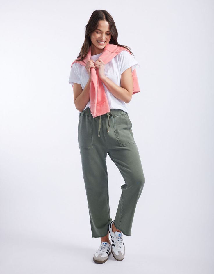 DESCRIPTION Ultra comfortable and oh-so-stylish, you'll love the Raw Edge Lounge Pant from White & Co. Crafted from super soft un-brushed French Terry, these lounge pants are an everyday must-have! These stylish pants feature an elastic waistband, relaxed straight-leg silhouette, front patch pockets and back jet pockets. Considered details like the matching drawcord, top stitch detail colour pop bar tack and raw finished hem elevate these weekend essentials. Still browsing? Discover our full ran Soft-washed Pants For Spring Loungewear, Casual Soft-washed Bottoms For Lounging, Casual Soft-washed Lounging Bottoms, Soft Casual Pants For Fall, Casual Soft Pants For Fall, Casual Relaxed Fit Soft Pants, Casual Soft Relaxed Fit Pants, Super Soft Relaxed Fit Casual Sweatpants, Casual Soft-washed Sweatpants For Loungewear