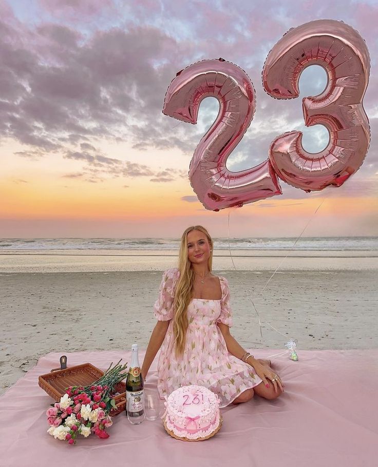 23 birthday pics aesthetic beach phcs for birthday 21 Beach Birthday, Beach 15 Birthday, Birthday Cheap Ideas, Birthday Party At The Beach Ideas, Bday On The Beach, Summer Birthday Pictures, Beach Party Birthday Ideas, Birthday At Beach Ideas, 21st Birthday Beach Pictures