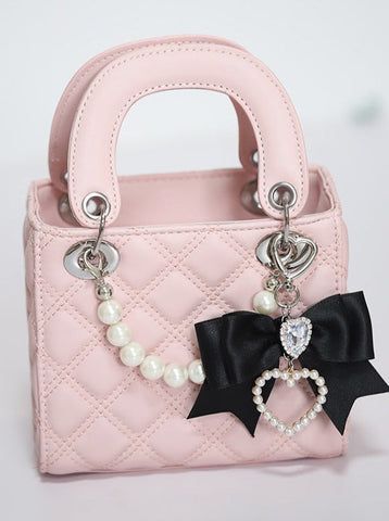 Japanese Handbag, Girly Bags, Girls Handmade, Pretty Bags, Cute Purses, Grunge Style, Pearl Chain, Cute Bags, Girls Bags