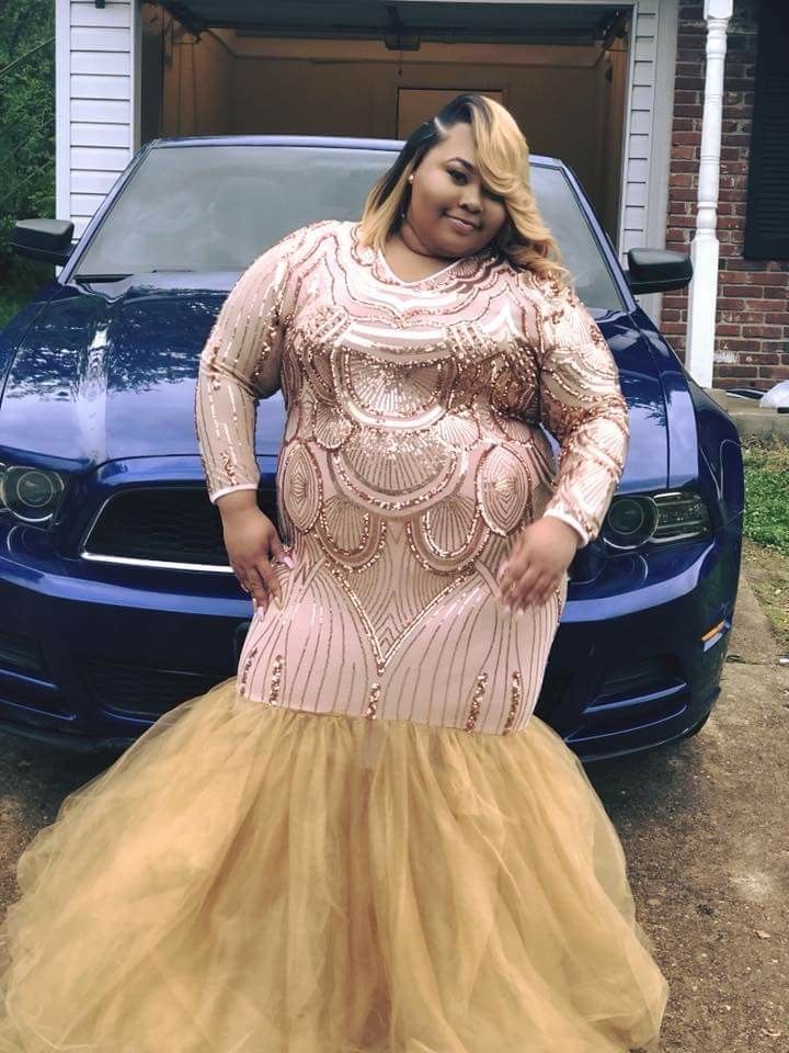 Like what you see, follow me.! PIN: @IIjasminnII✨GIVE ME MORE BOARD IDEASS Plus Prom Dresses, Floor Length Evening Dress, Trumpet Prom Dress, Plus Size Ball Gown, Dress With Tulle Skirt, Plus Size Prom, Evening Dress Floor Length, Rose Gold Sequin, Prom Style