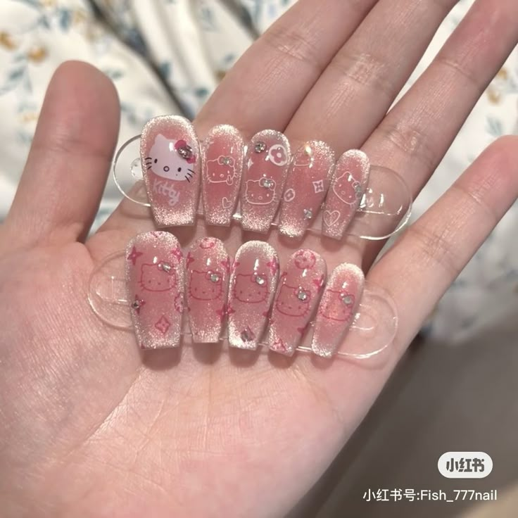 Rave Nails, Paznokcie Hello Kitty, Hello Kitty Nail, Hello Kitty Nails Art, Kitty Nail, Hello Kitty Design, Fake Nails Designs, Hello Nails, Hello Kitty Nails