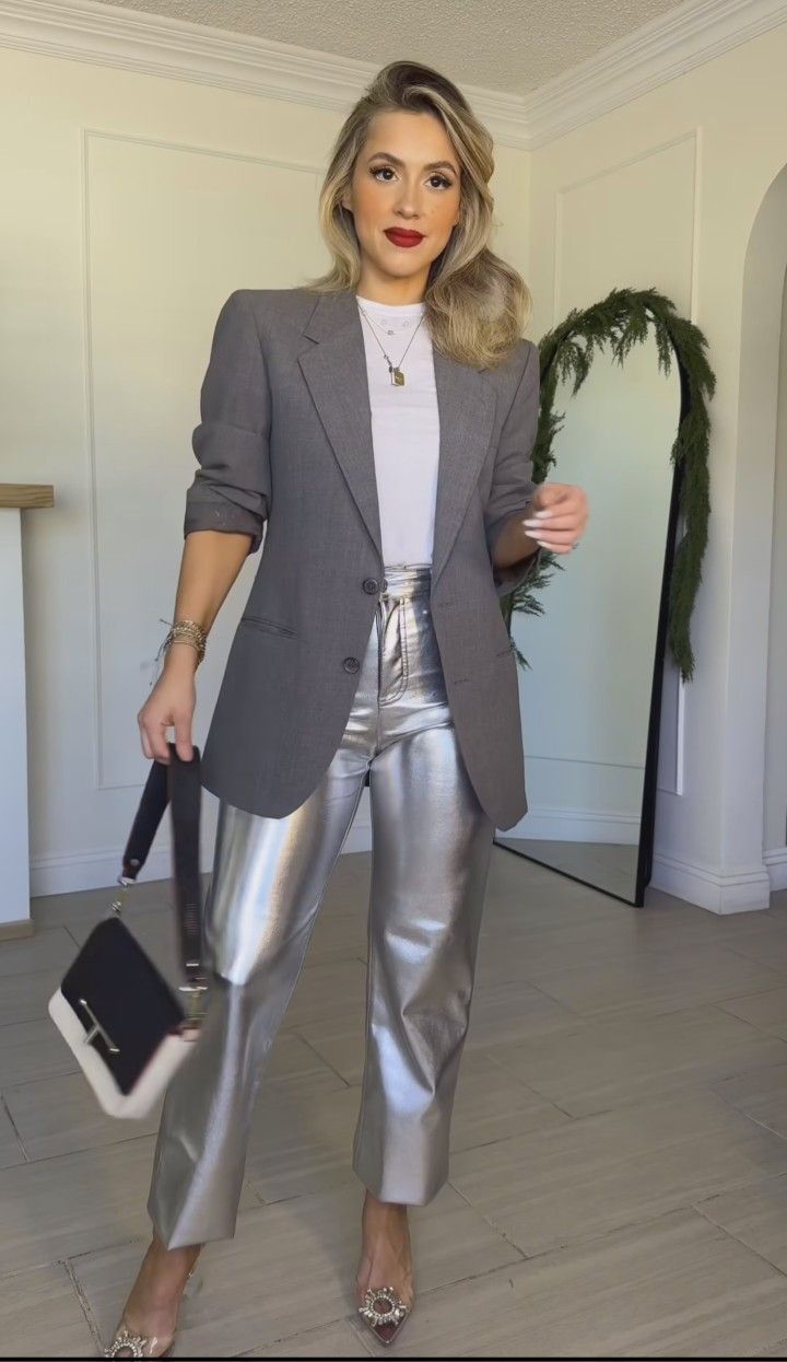 Pants With Blazer Outfit, Silver Jeans Outfit, With Blazer Outfit, Winter Outfits With Skirts, Fall Skirt Outfits With Boots, Silver Pants Outfit, Metallic Pants Outfit, Autumn Date Night, Skirt Outfits With Boots