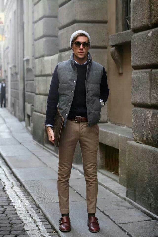 Style Trendy Fall Jackets, Fall Jacket Trends, Vest Outfits Men, Mens Jackets Fall, Business Casual Dress Code, Mens Business Casual Outfits, Oxford Style, Mens Fashion Smart, American Eagle Men