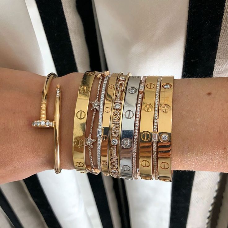 Cartier Stack, Stephanie Gottlieb, Im So Fancy, Gold Investments, Wrist Stacks, Cartier Bracelet, Cartier Jewelry, Cartier Watch, Jewelry Outfit