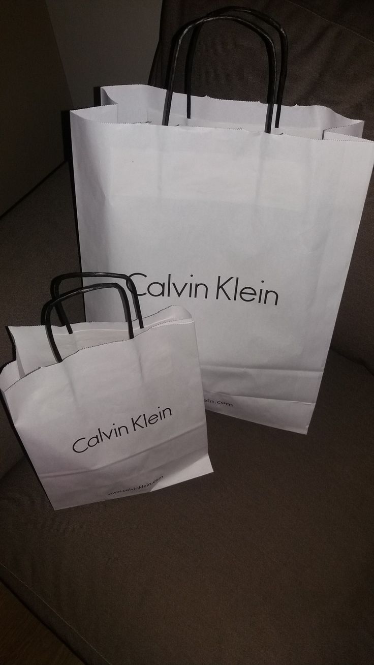 Calvin Klein Gifts, Aesthetic Converse, Calvin Klein Shop, Luxury Birthday Gifts, Shopping Pictures, Calvin Klien, Clavin Klein, Emoji For Instagram, Snap Friends