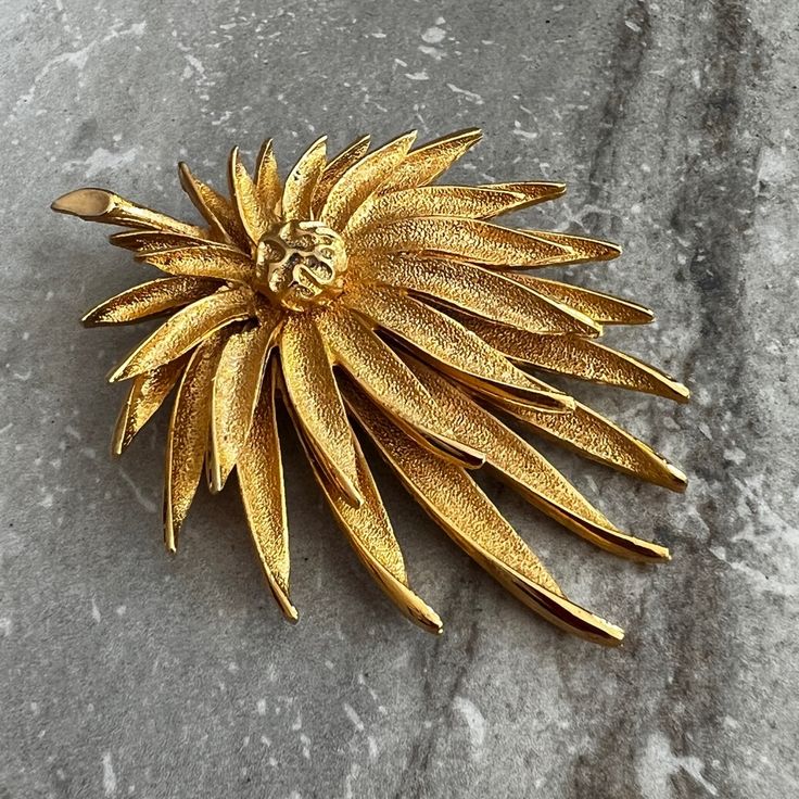 Beautiful Vintage 50s Gold Brooch Or Pendant By Judy Lee Gold Tone Never Worn From Private Collection Wonderful On Lapel Or Sweater Gold Brooch, Gold Brooches, Jewelry Gold, Houston Tx, Brooch Pin, Brooches, Gold Jewelry, Gold Tones, Women Jewelry