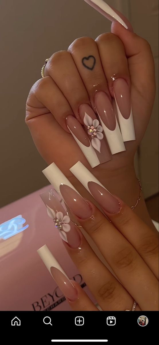 Latina Nails, Long Square Nails, Girly Acrylic, Beige Nails, White Acrylic Nails, Girly Acrylic Nails, French Tip Acrylic Nails, Glow Nails, Long Acrylic