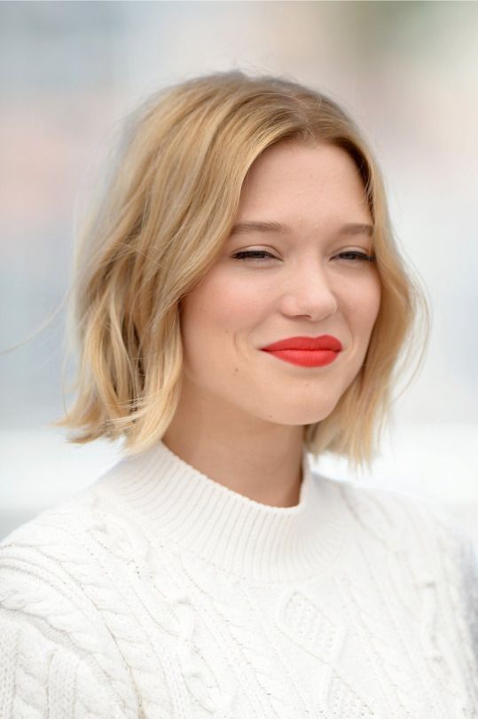 .: Cute Bob Haircuts, Dunner Wordend Haar, Lea Seydoux, Lob Haircut, Hair Summer, Lip Hair, Bob Haircuts For Women, Long Hair With Bangs, Penteado Cabelo Curto