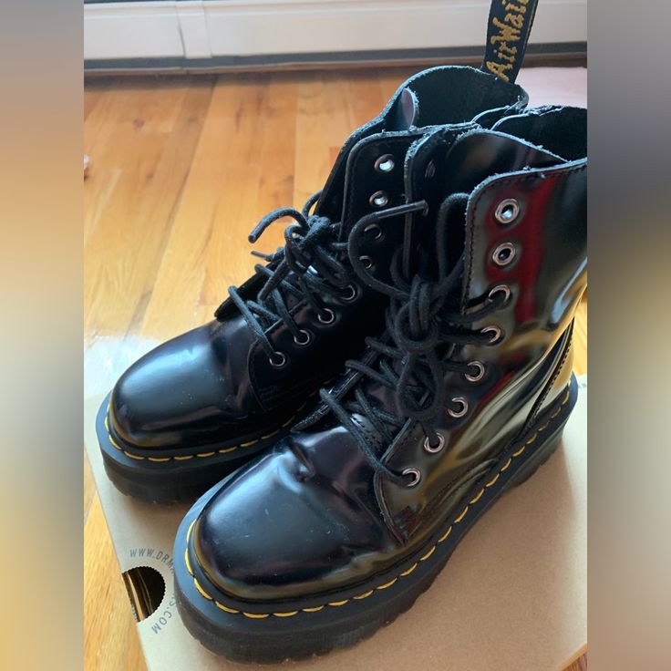 These Jadon Dr. Martins Have Only Been Worn Twice. The Do Have A Small Scuff On One Of The Shoes But Besides That They Are In Perfect Condition. They Have Zippers And Have A Heal/Sole Of 1.5 Inches. Women Size 6/ Men Size 5 Dr Martens Black, Dr Martens Shoes, Martens Shoes, Womens Sizes, Size 6, Women Shoes, Zipper, Women Shopping, Black