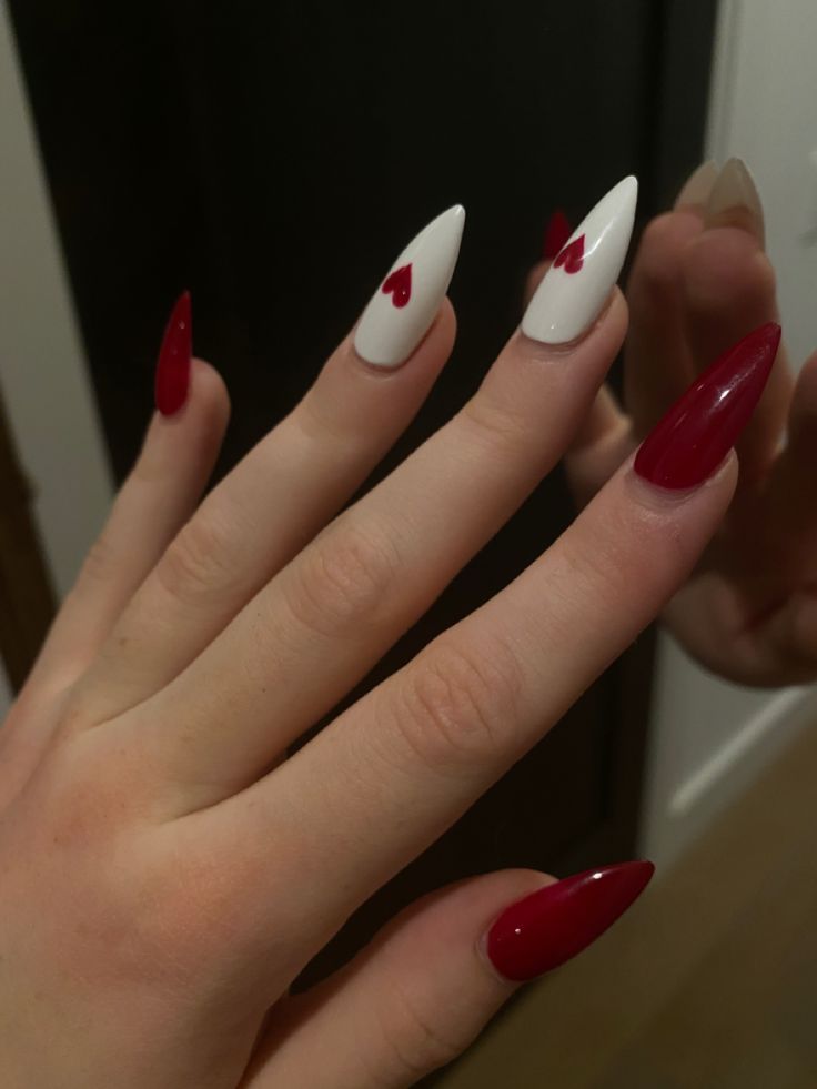 Trendy Nails Red Almond Shape, Red Or White Nails, Red Nail With White French Tip, Nail Design Red And White, Nails Design Red And White, Red White Heart Nails, Red And White Acrylic Nails Almond, Simple Nails Red And White, Red And White Gel Nail Designs