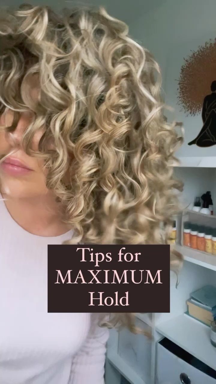 CURL TRAINING These 4 techniques are what I used right at the beginning of my journey I don’t use these as much now, it all depends on… | Instagram Curl Casting, Hair Toturial, Curl Training, Curl Clumps, Wavy Hair Diy, Freshman English, Curling Tips, Hair Pics, Curly Hair Care Routine