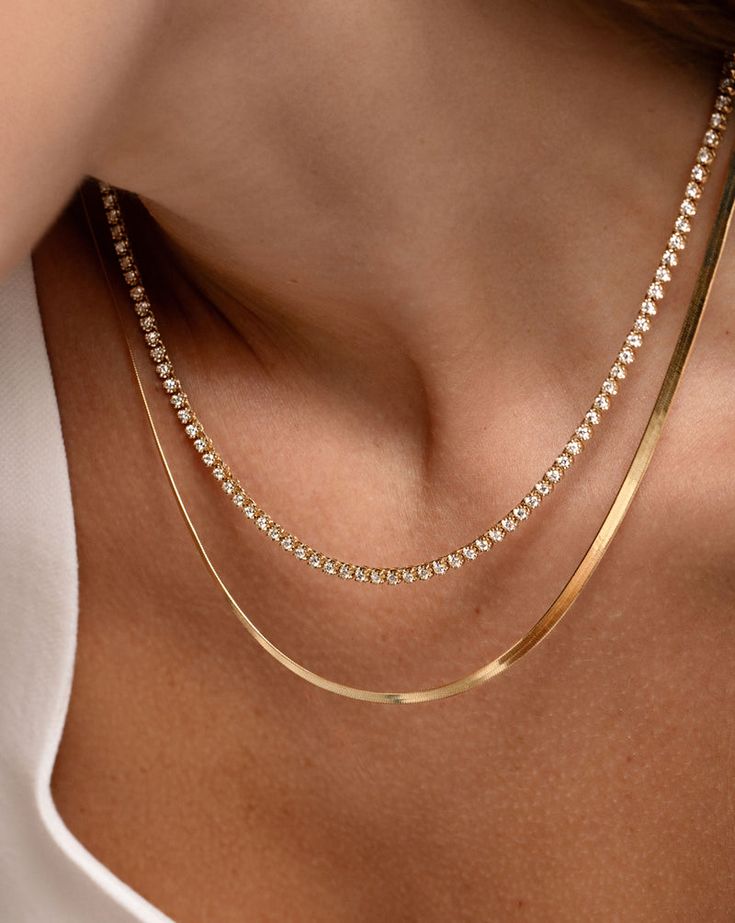 Mini Diamond Tennis Necklace Gold Trendy Jewellery, Tennis Necklace Diamond Gold, Eternity Necklace, Casual Diamond Necklace, Wedding Diamond Necklace, Diamond And Gold Necklace, Dainty Necklace Layering, Jewelry Classic, Classy Accessories Women