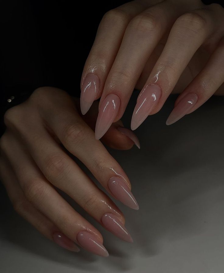 Fashionable Nails, Natural Acrylic Nails, Long Almond, Sharp Nails, Casual Nails, Classy Acrylic Nails, Almond Acrylic Nails, Soft Nails, Inspiring Women