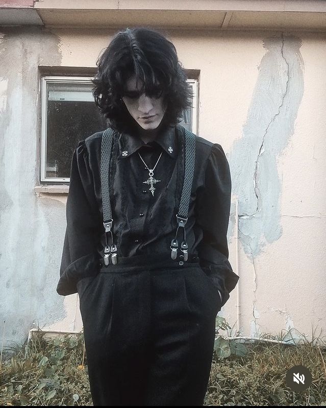 Gothic Outfits Men, Goth Outfits Men, Goth Fashion Men, Goth Male, Trad Goth Outfits, Traditional Goth, Goth Fits, Goth Outfit Ideas, Vampire Clothes