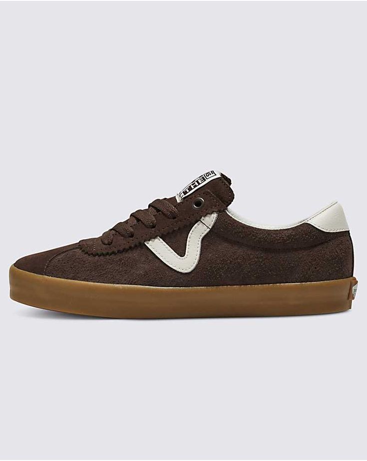 Sport Low Shoe Vans Sport Low, Everyday Shoes Womens, Brown Vans, Vans Store, Shoes For Boys, Jane Clothing, Back To School Backpacks, Vans Logo, Court Shoe