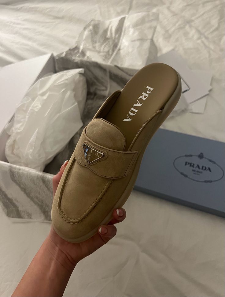 Prada Shoes Aesthetic, Prada Slides, Christmas Shoes, Life Aesthetic, Swag Shoes, Loro Piana, Prada Shoes, Slides Shoes, Shoe Game