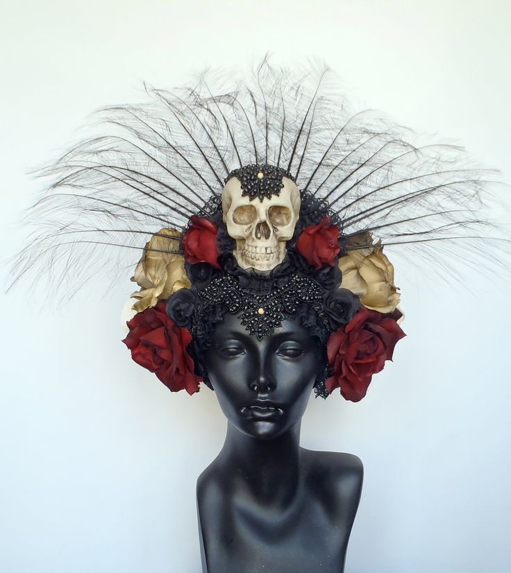 Head Peice, Flower Headdress, Skull Flower, Day Of The Dead Skull, Adornos Halloween, Flower Skull, Costume Makeup, Tiaras And Crowns, Day Of The Dead