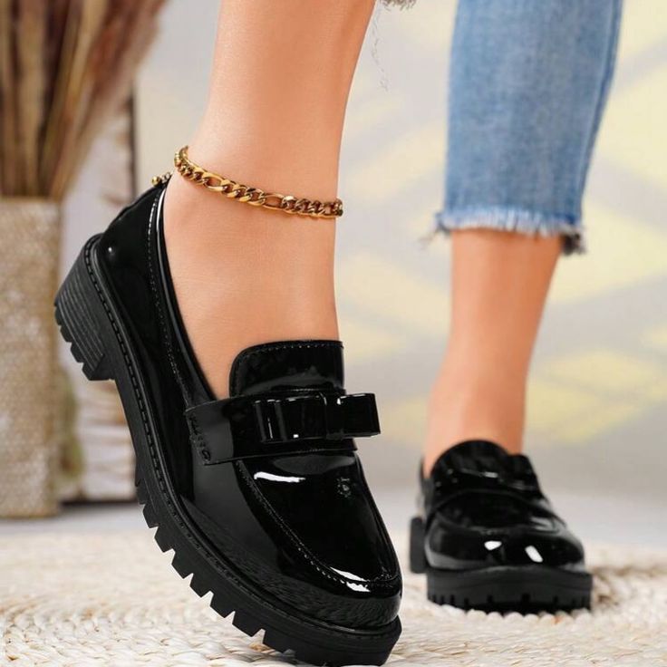 Brand New Ladies High Heels, Vintage Loafers, Zapatos Mary Jane, Mary Jane High Heels, Estilo Preppy, Loafers Style, Casual Loafers, Penny Loafer, Jane Shoes