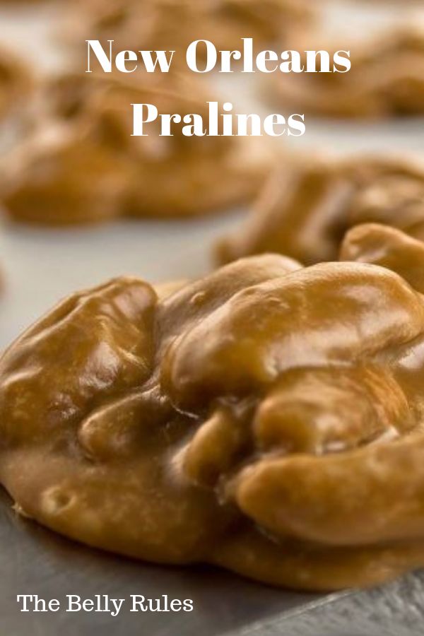 there are some cookies that have been made to look like pralines