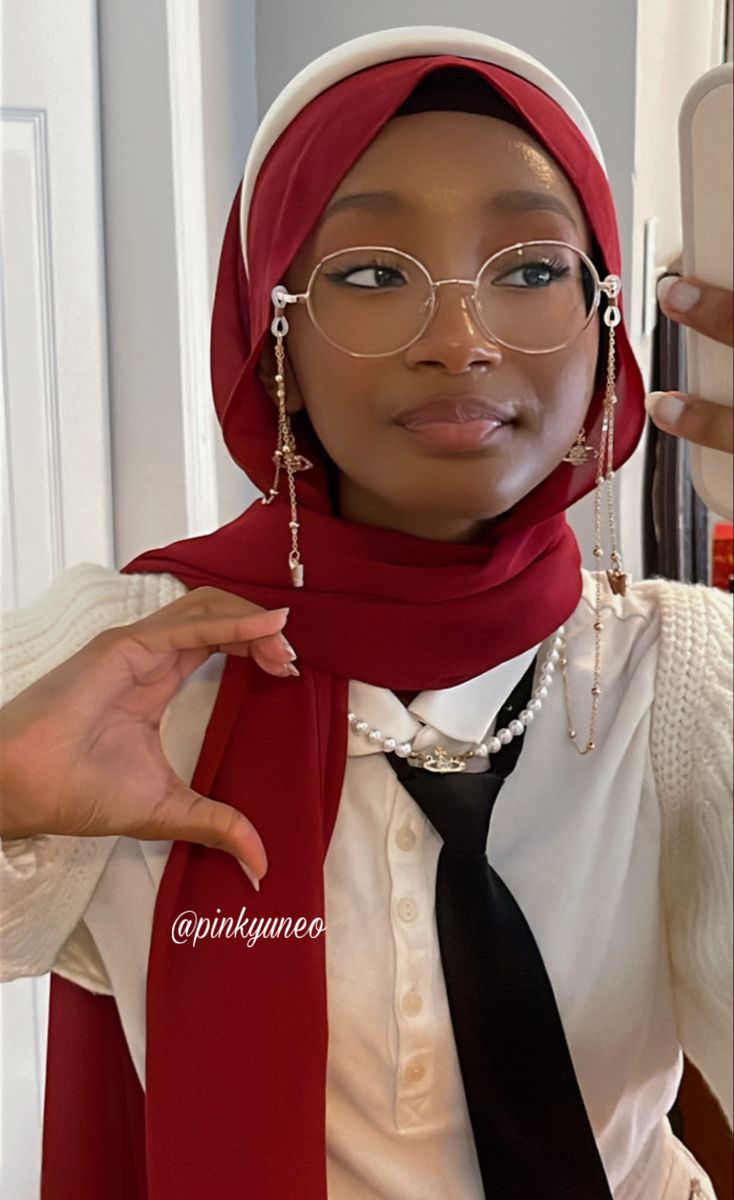 Hijabi Fits, Mode Turban, School Fit, Pelo Afro, Hijabi Fashion Casual, Hijabi Style, Muslim Outfits, Hijabi Outfits, Hijab Fashion Inspiration