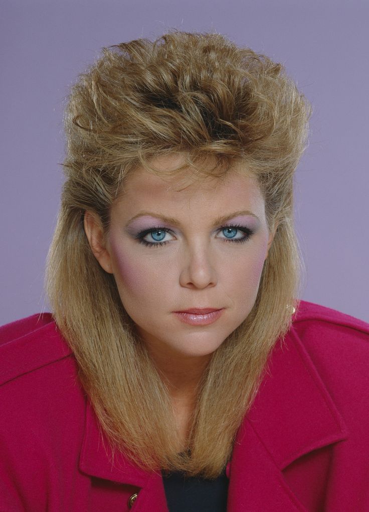 Flattering on no one, this hairstyle inexplicably stayed popular throughout the '80s and into the early '90s.  - GoodHousekeeping.com 80s Hair And Makeup, 80s Hairstyles, 80's Hairstyle, 1980s Hair, 80s Hair, Popular Hairstyles, Afro Hairstyles, Hair Waves, Tandem