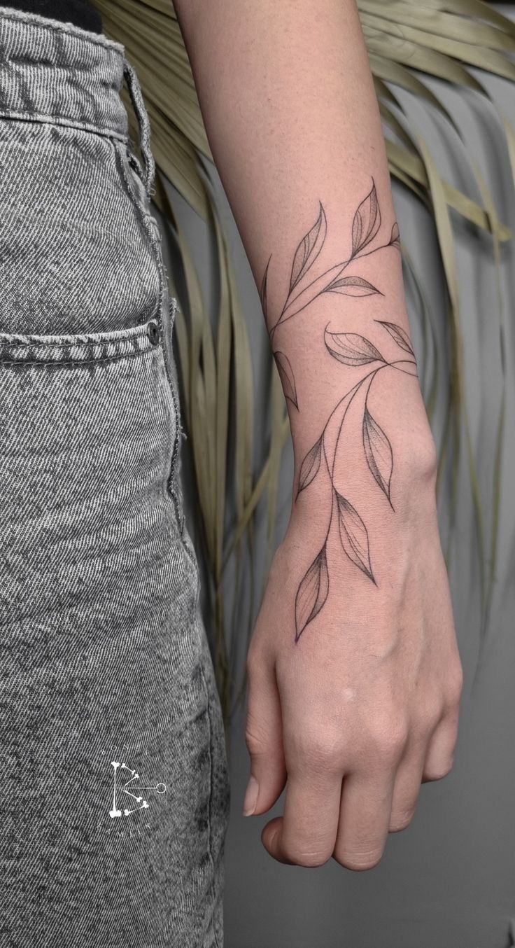 Arm Wrap Tattoo, Wrap Around Wrist Tattoos, Around Arm Tattoo, Wrap Around Tattoo, Wrap Tattoo, Arm Tattoos For Women, Head Tattoos, Subtle Tattoos, Elegant Tattoos