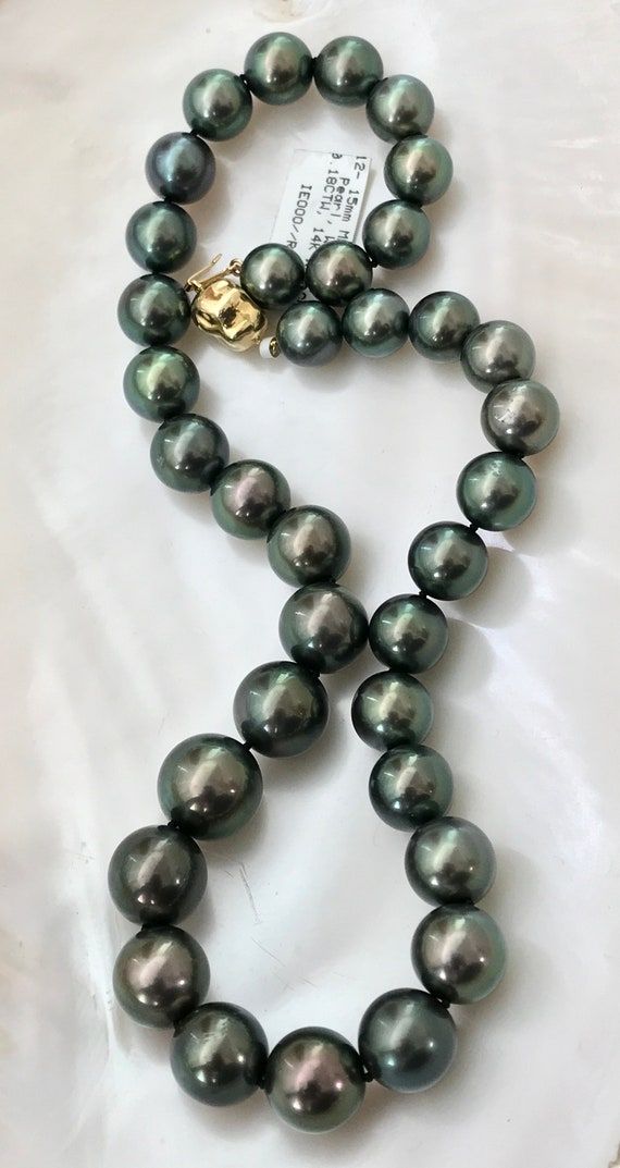 Raffle Gifts, Tahitian Pearls Jewelry, Tahitian Pearl Ring, Acacia Gum, Golden South Sea Pearls, Black Pearl Necklace, Tahitian Black Pearls, Pearl Strand, Pearl Strands