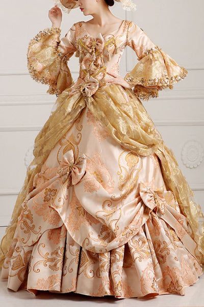 Marie Antoinette Dress, Gothic Victorian Dresses, Victorian Era Dresses, Costume Masquerade, Antoinette Dress, 18th Century Dress, Rococo Fashion, 18th Century Costume, Century Dress