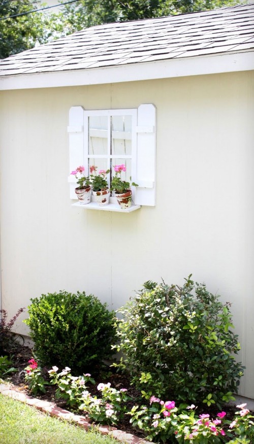 diy cute window shutters - shelterness