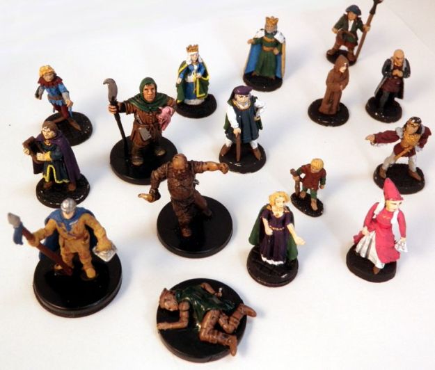 Bystander and civilian miniatures