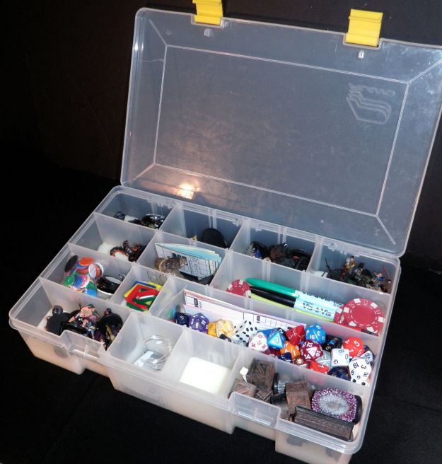 Deep compartment case