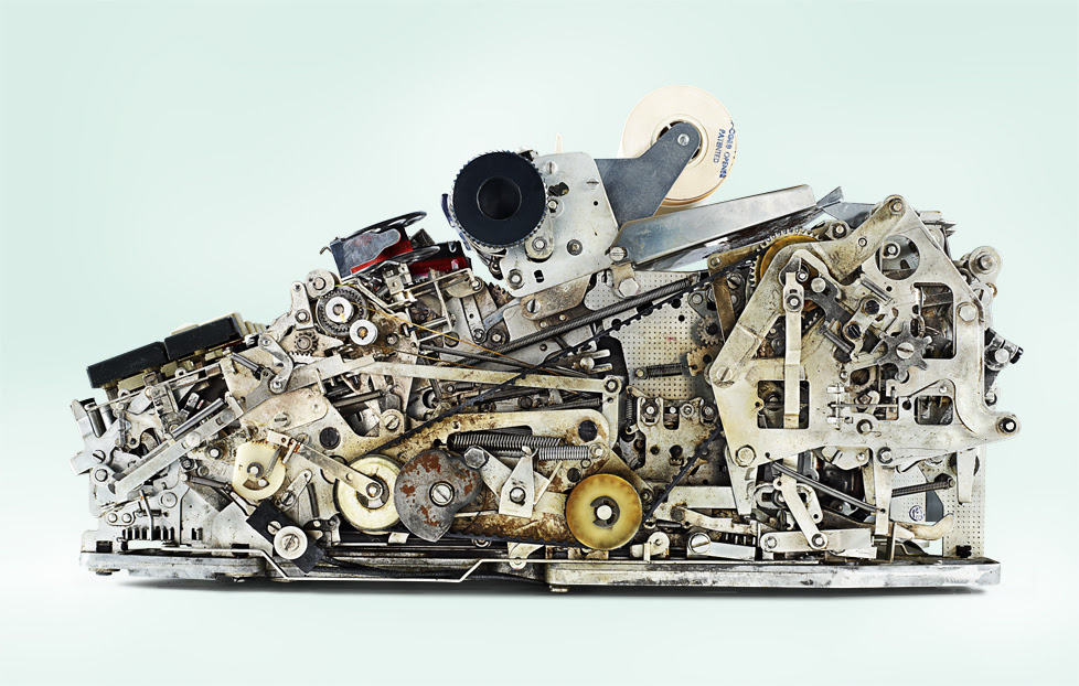 Peek Inside A Mechanical Calculator