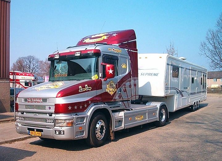 scania truck SCANIA funfairtruck with livingtrailer scani… Flickr