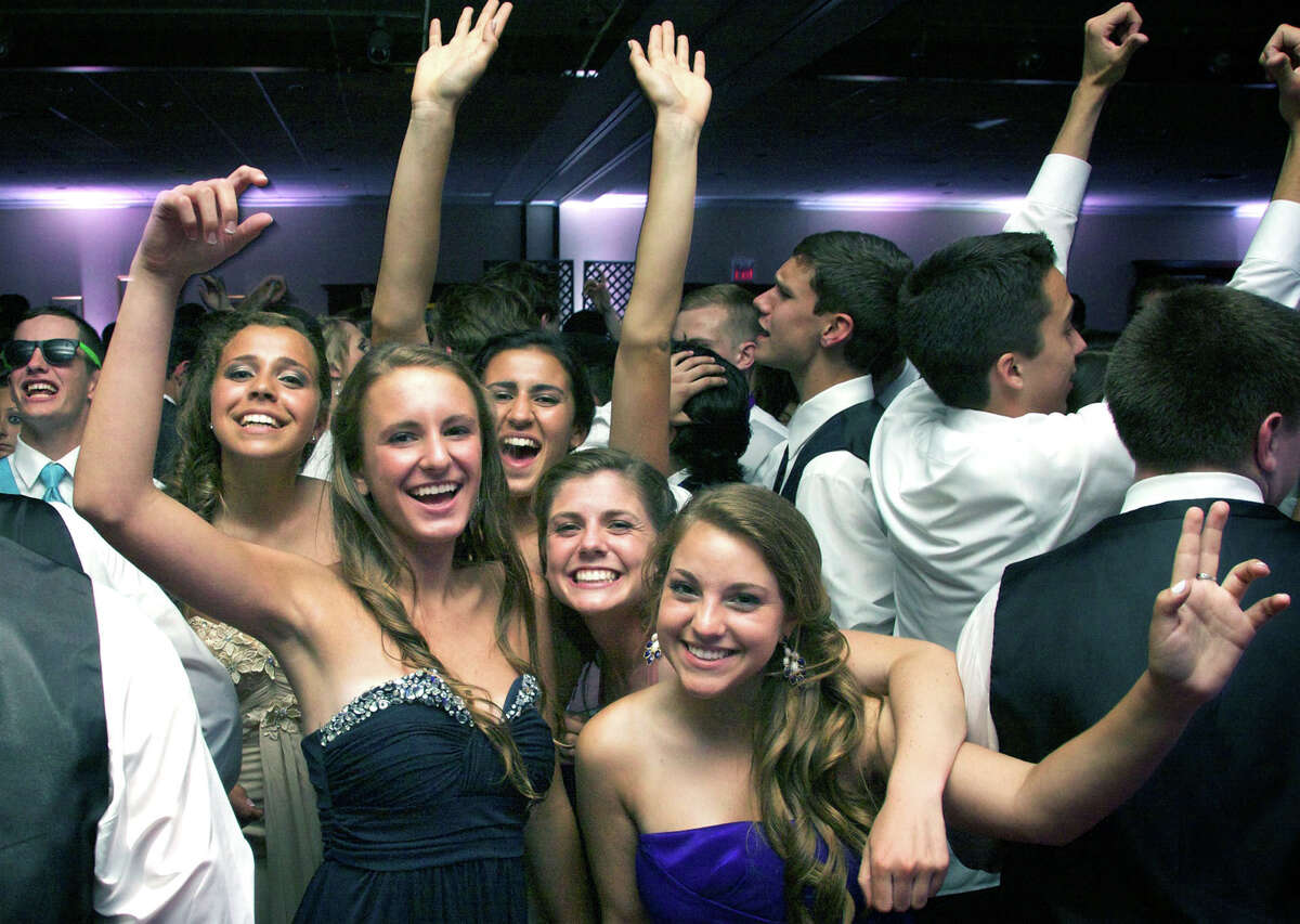 NMHS Junior Prom proves memorable