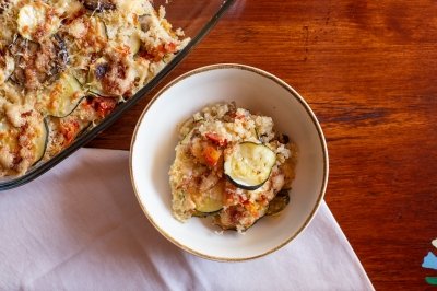 Quinoa al horno con queso y verduras